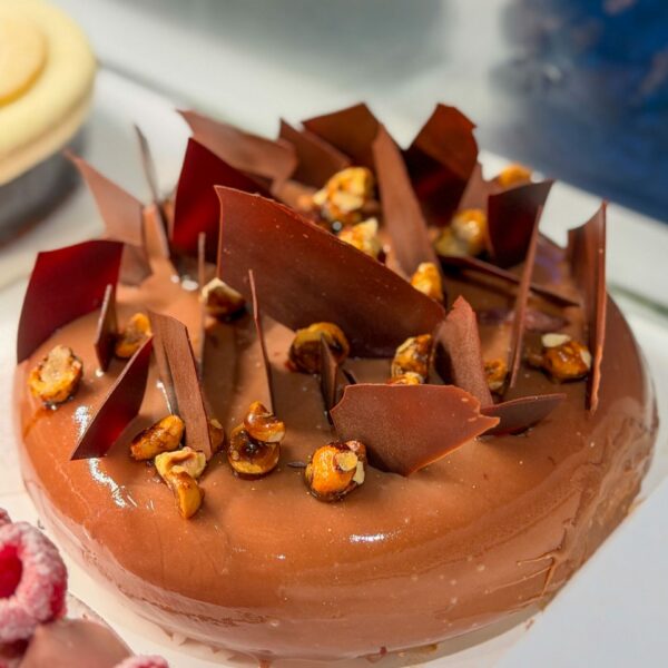 Le velours, gâteau à partager par la pâtisserie Faure